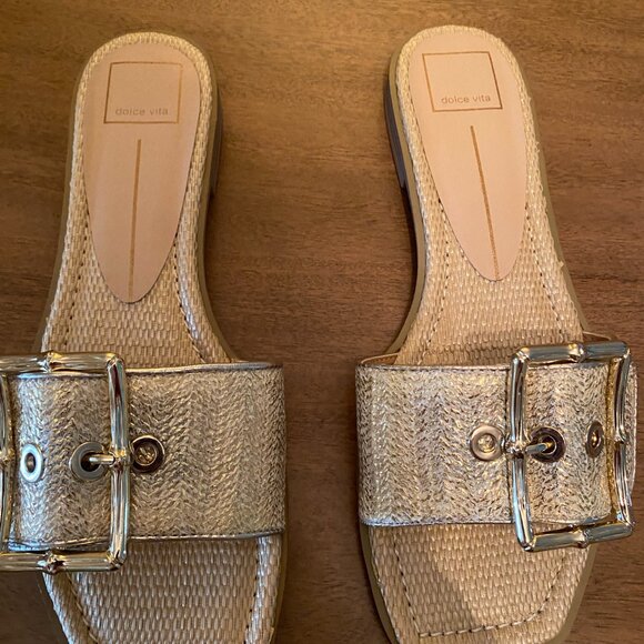 NWOT Dolce Vita Gold Weaved Slide Sandals with Buckle - Picture 3 of 4